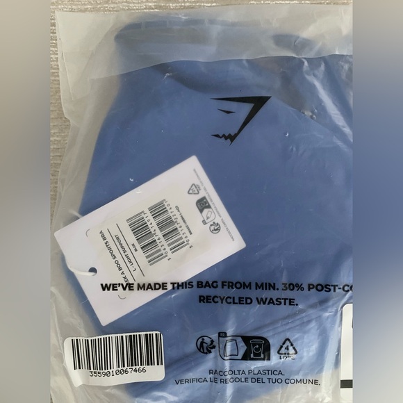 NEW Gymshark Women’s PEEK A BOO SPORTS BRA - Size LARGE Iris Blue Activewear Gym - Picture 4 of 8